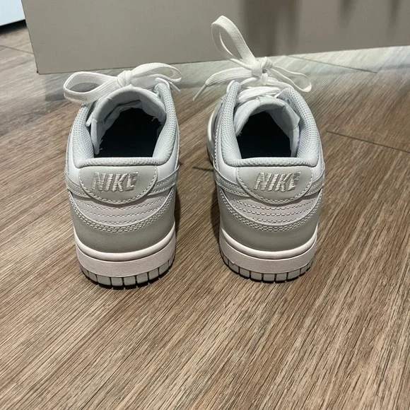 Nike Dunks - Picture 4 of 6